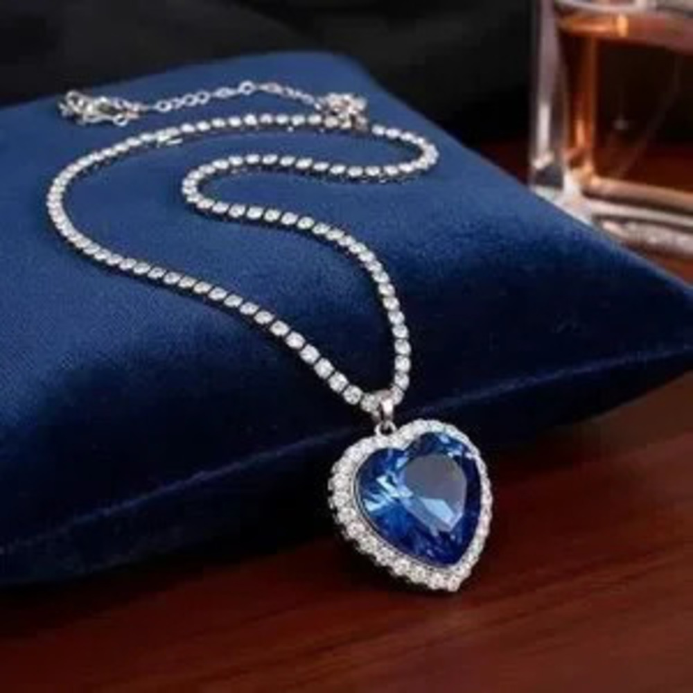 Lux design Blue Heart Pendant Necklace adjustable diamond zirconia